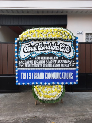 Papan Bunga Duka di Hutalimbong